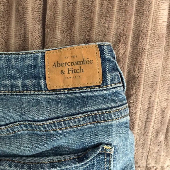 Abercrombie & Fitch jean shorts - Picture 5 of 5